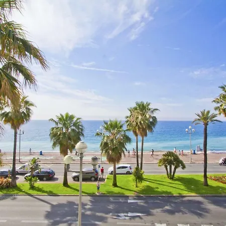 Apartment Promenade Holiday - Miramar Promenade 1