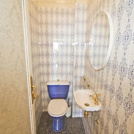 Promenade Holiday - Miramar Promenade 1 Apartment *